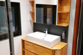 meuble de salle de bain avec range essuie