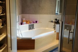 Socle baignoire en bambou